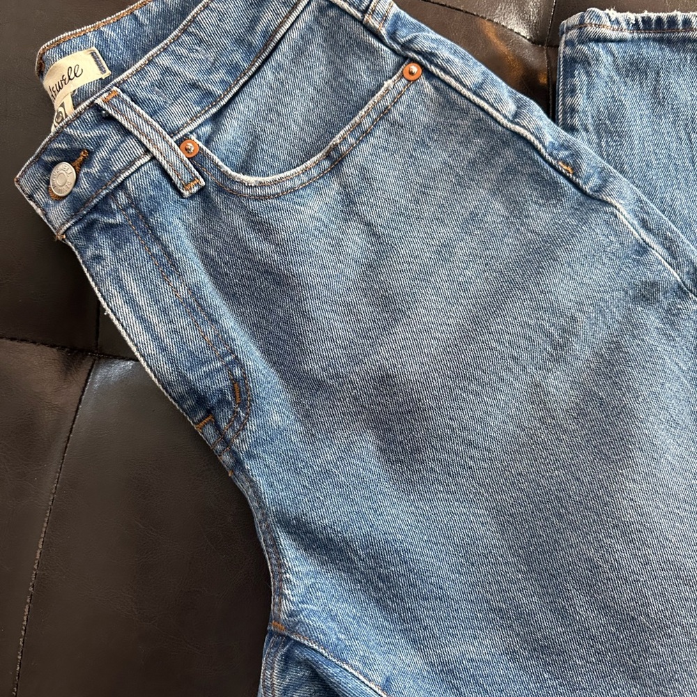 Madewell Women's Curvy  90’s Straight Cropped Leg Blue Jeans